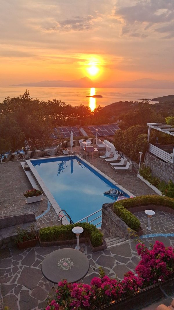 pentavano in vendita a Maratea