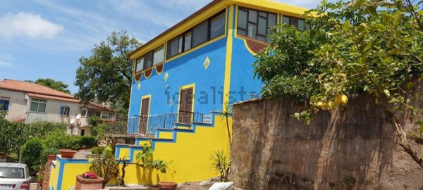 casa indipendente in vendita a Maratea in zona Massa