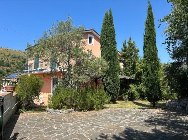 casa indipendente in vendita a Maratea in zona Massa