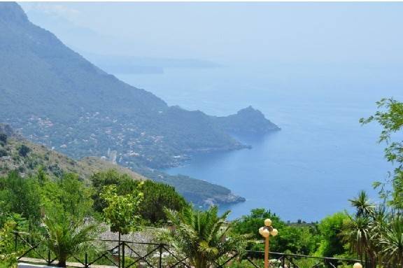 appartamento in vendita a Maratea in zona Santa Caterina