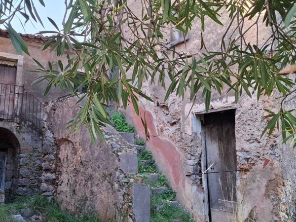 casa indipendente in vendita a Maratea in zona Acquafredda