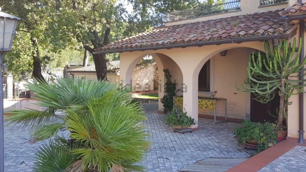 casa indipendente in vendita a Maratea in zona Porto