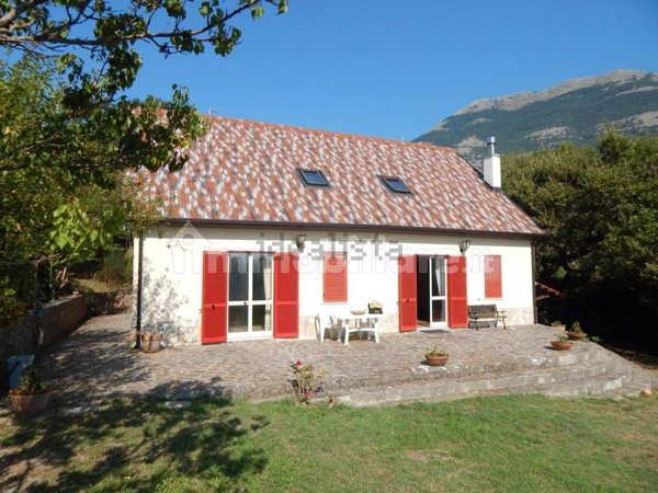 casa indipendente in vendita a Maratea in zona Marina
