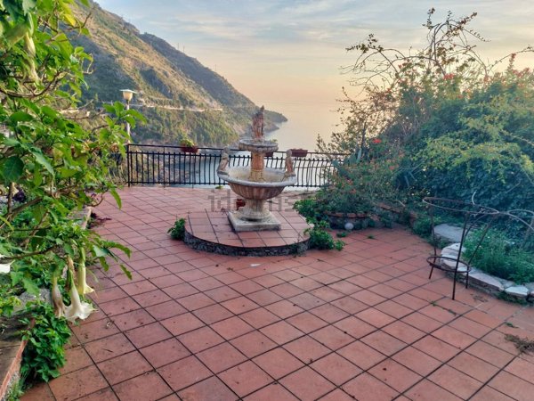 casa indipendente in vendita a Maratea in zona Acquafredda