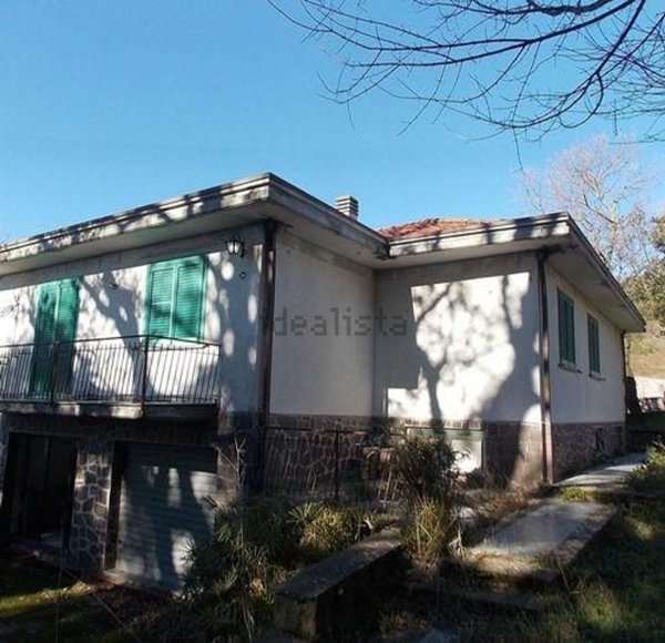 casa indipendente in vendita a Maratea in zona Massa