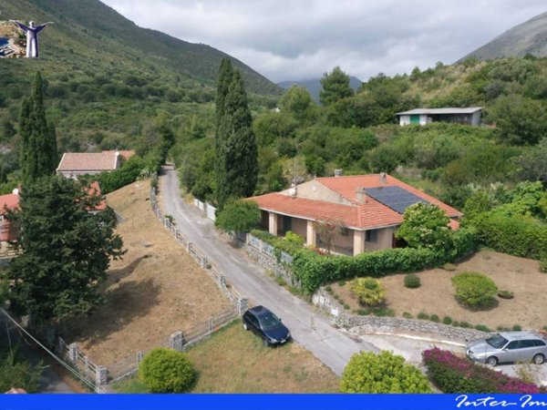 casa indipendente in vendita a Maratea in zona Castrocucco