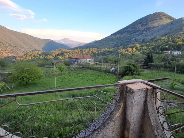 casa indipendente in vendita a Maratea in zona Brefaro