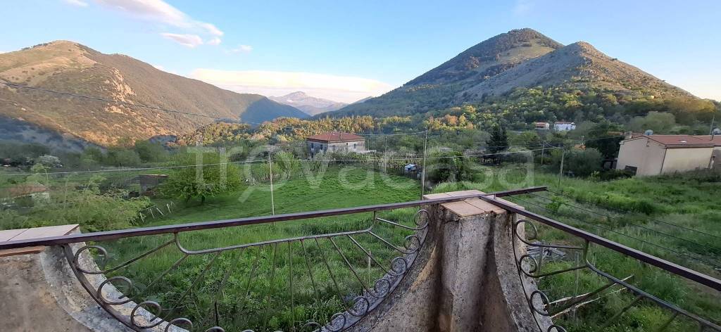casa indipendente in vendita a Maratea in zona Porto