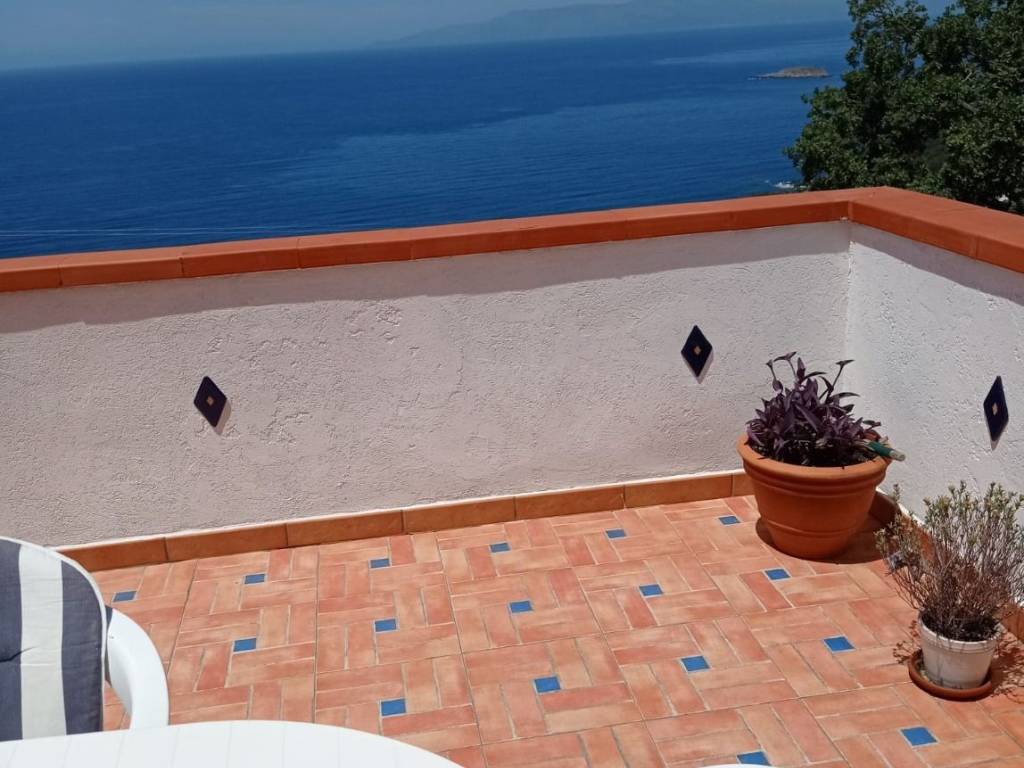 appartamento in vendita a Maratea in zona Marina
