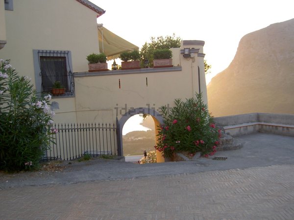 appartamento in vendita a Maratea in zona Marina