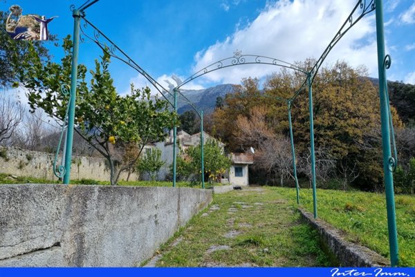 appartamento in vendita a Maratea in zona Fiumicello-Santavenere