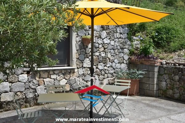 casa indipendente in vendita a Maratea in zona Marina