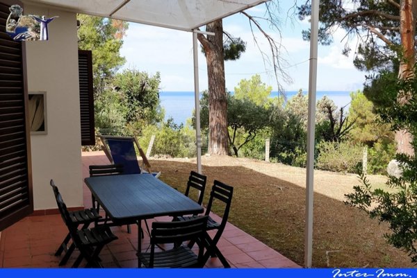 casa indipendente in vendita a Maratea in zona Porto