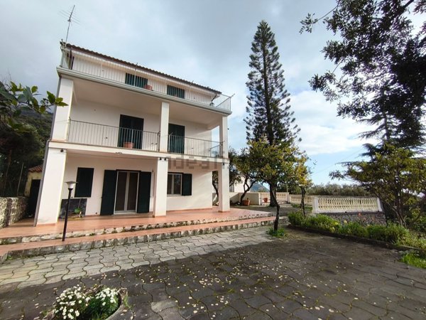 casa indipendente in vendita a Maratea in zona Acquafredda