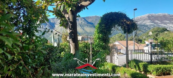 casa indipendente in vendita a Maratea in zona Marina