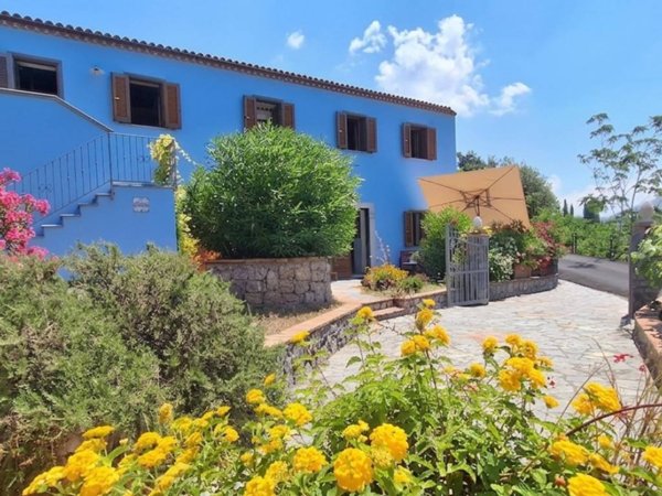 casa indipendente in vendita a Maratea in zona Massa