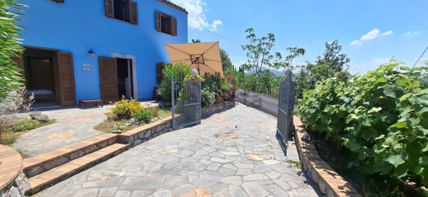 casa indipendente in vendita a Maratea in zona Massa