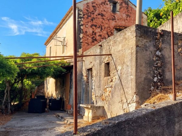 casa indipendente in vendita a Maratea in zona Massa