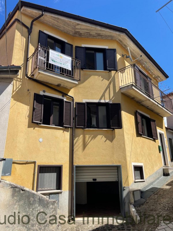 casa indipendente in vendita a Marsico Nuovo