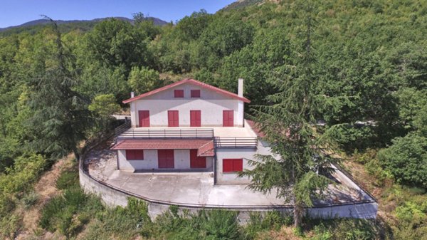 casa indipendente in vendita a Marsico Nuovo