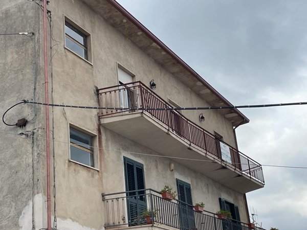 appartamento in vendita a Marsicovetere in zona Villa d'Agri