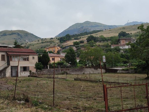 casa indipendente in vendita a Marsicovetere