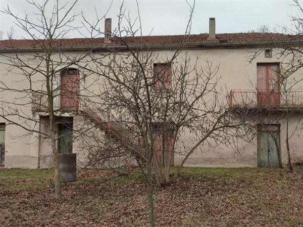 casa indipendente in vendita a Marsicovetere