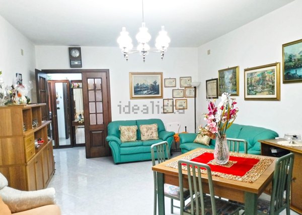 appartamento in vendita a Marsicovetere in zona Villa d'Agri