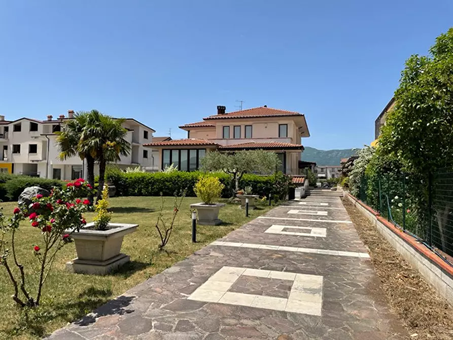 casa indipendente in vendita a Marsicovetere in zona Villa d'Agri