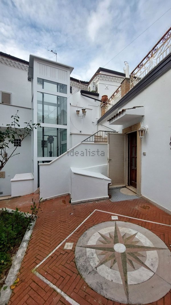 casa indipendente in vendita a Melfi