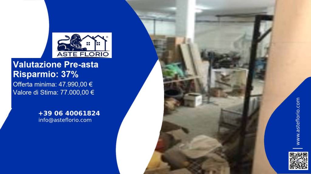 locale commerciale in vendita a Melfi