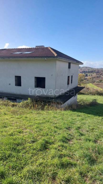 casa indipendente in vendita a Melfi