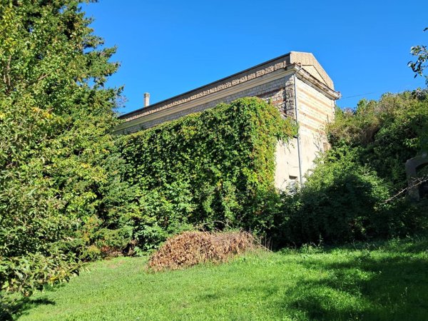 casa indipendente in vendita a Melfi