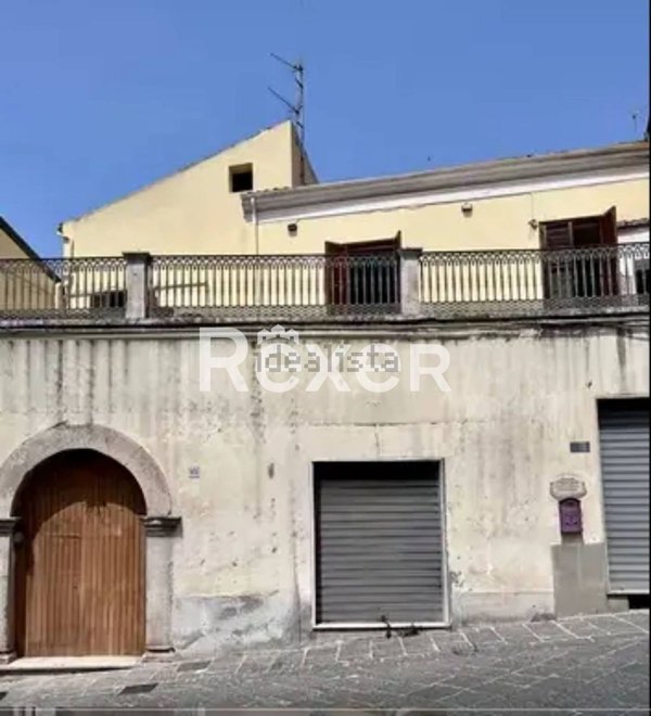 casa indipendente in vendita a Melfi