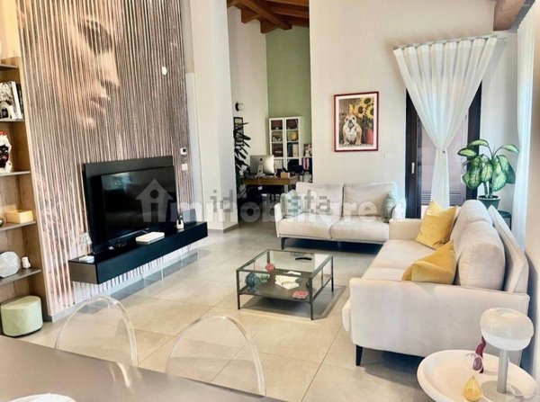 casa indipendente in vendita a Melfi