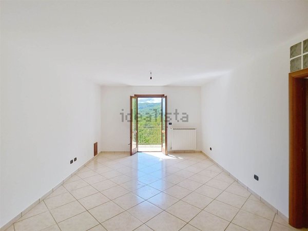 appartamento in vendita a Muro Lucano in zona Giardini