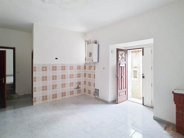 appartamento in vendita a Muro Lucano in zona Giardini