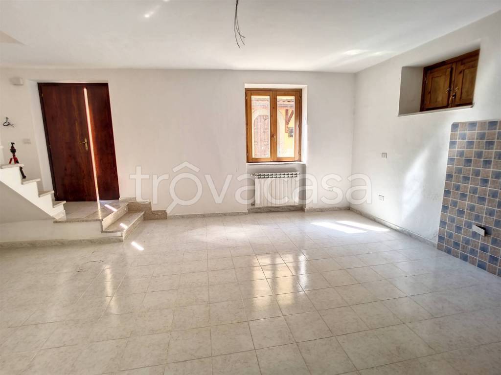 appartamento in vendita a Muro Lucano in zona Giardini