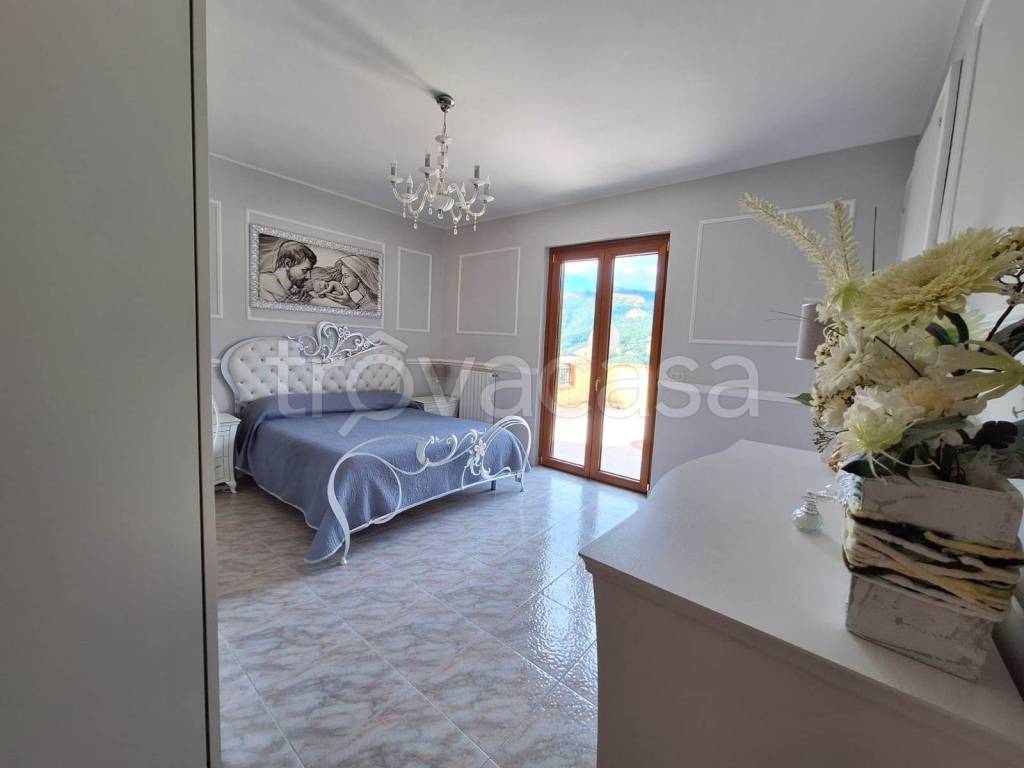 appartamento in vendita a Muro Lucano in zona Giardini