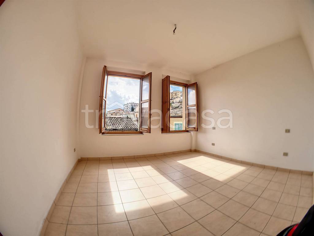 appartamento in vendita a Muro Lucano in zona Giardini