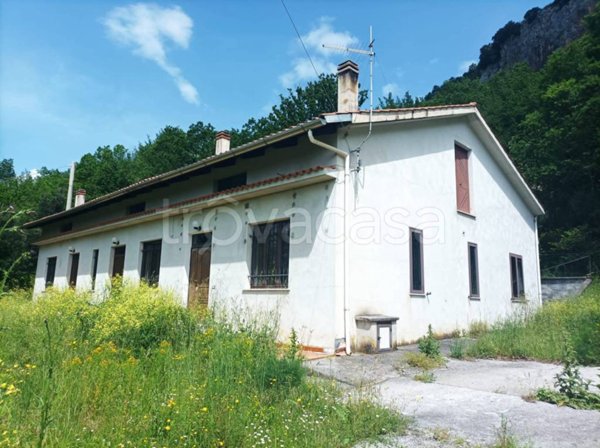 casa indipendente in vendita a Nemoli