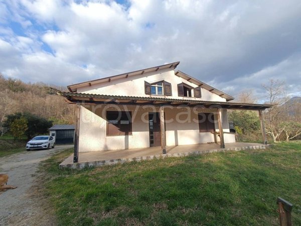 casa indipendente in vendita a Nemoli