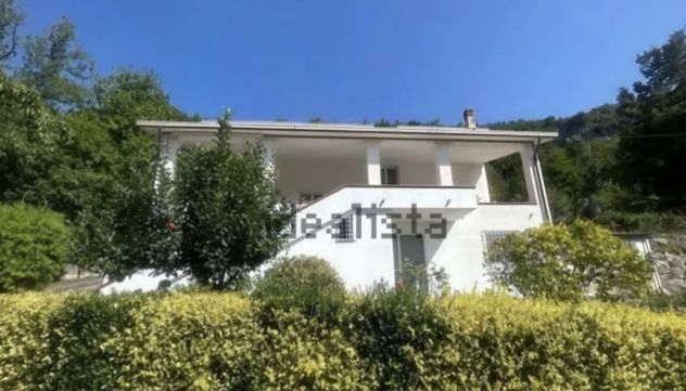 casa indipendente in vendita a Nemoli in zona Lago Sirino