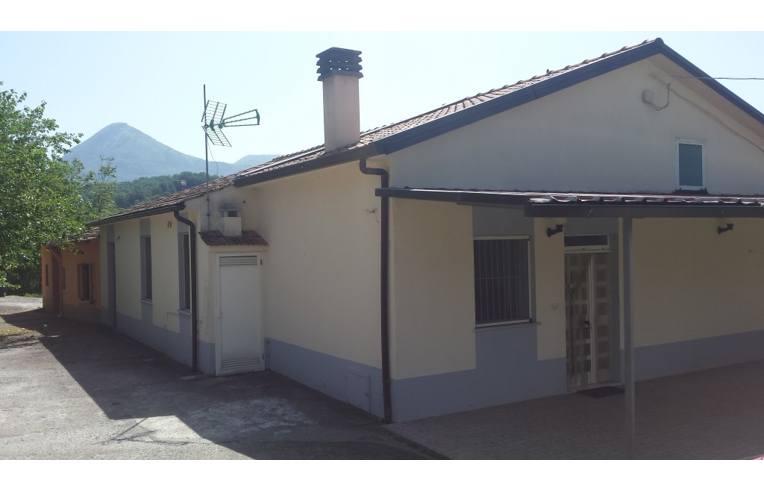 casa indipendente in vendita a Nemoli