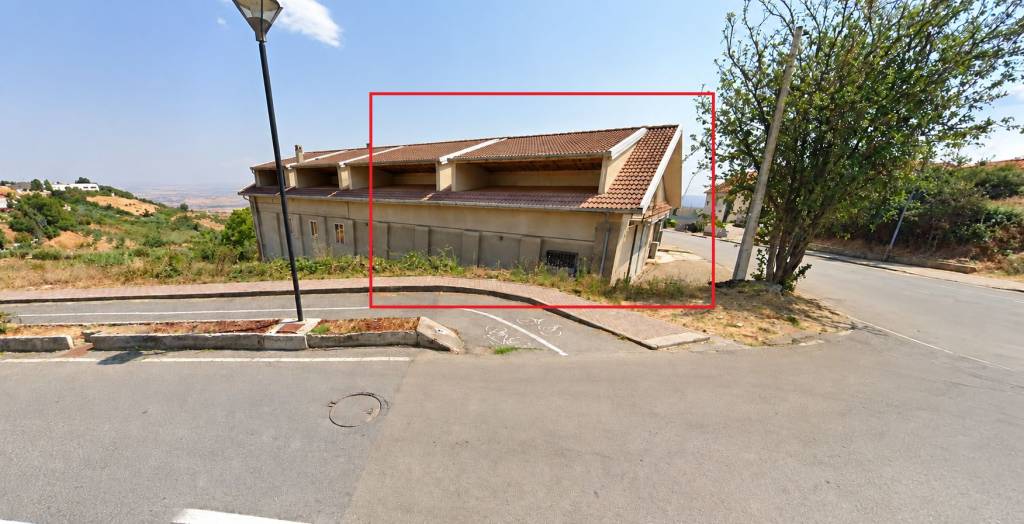 appartamento in vendita ad Oppido Lucano