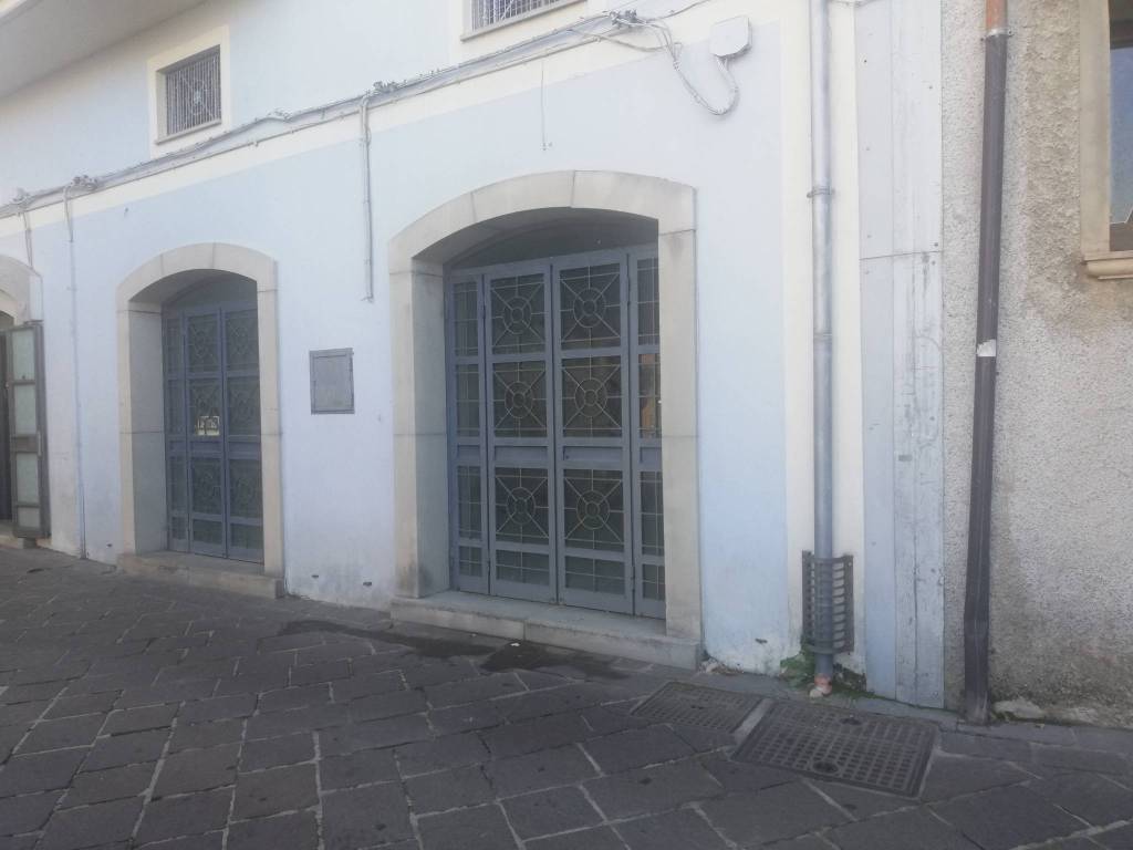 negozio in vendita a Picerno