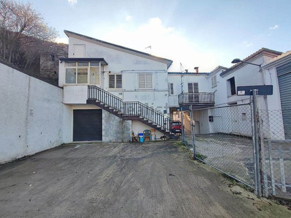 casa indipendente in vendita a Picerno