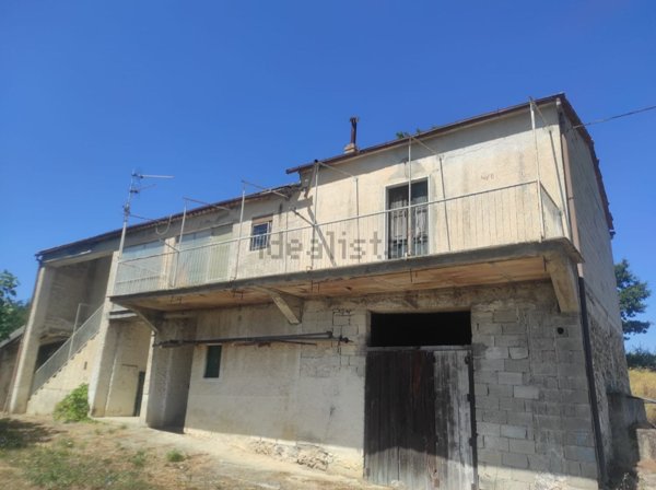 casa indipendente in vendita a Picerno