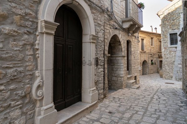 appartamento in vendita a Pietragalla