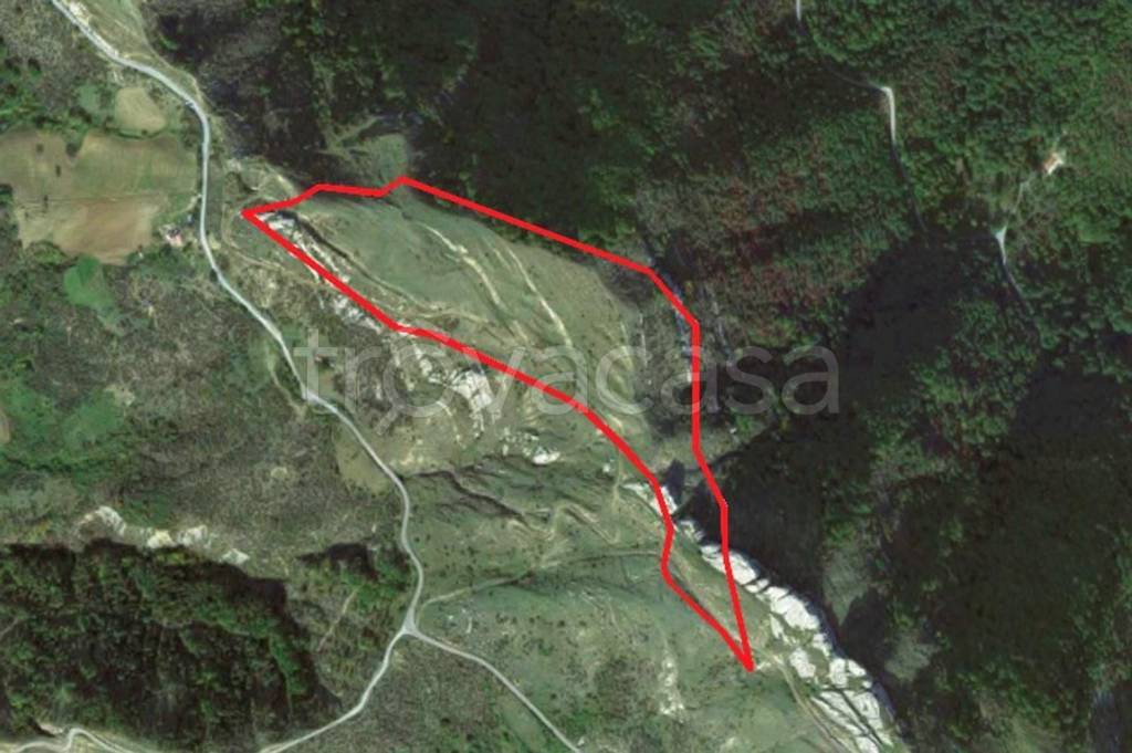 terreno edificabile in vendita a Pietrapertosa